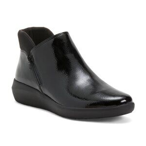 CLARKS Kayleigh Mid Comfort Boots